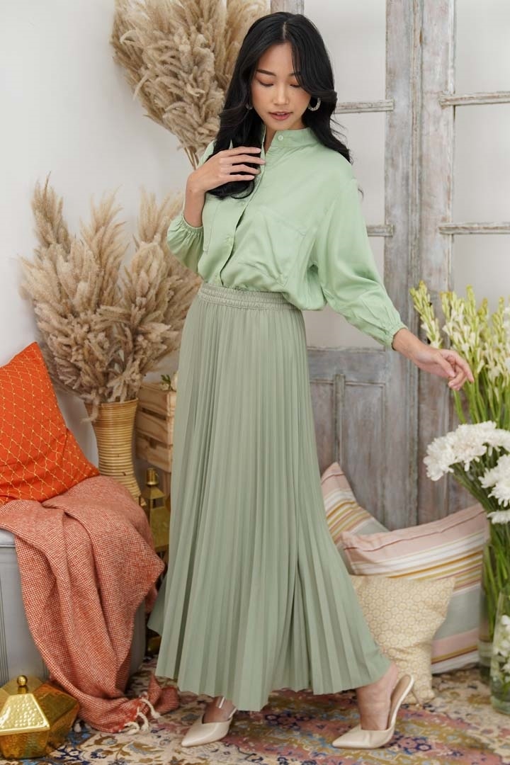 Picture of London Pleated Skirt