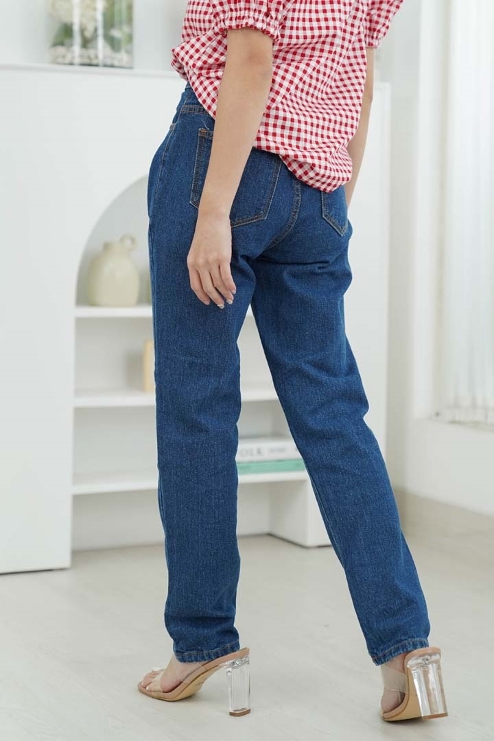 Picture of Nolan Straight Leg Jeans