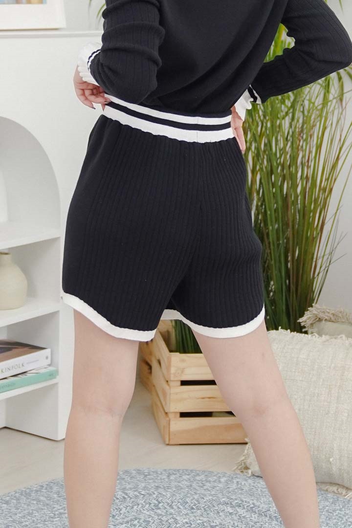 Picture of Aleta Knit Shorts