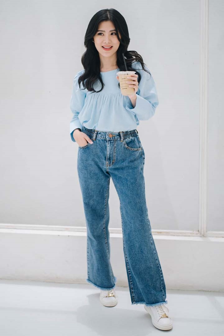 Picture of Cathy Straight Jeans 