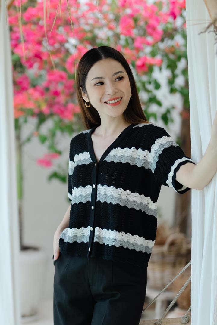 Picture of Savory Knit Blouse