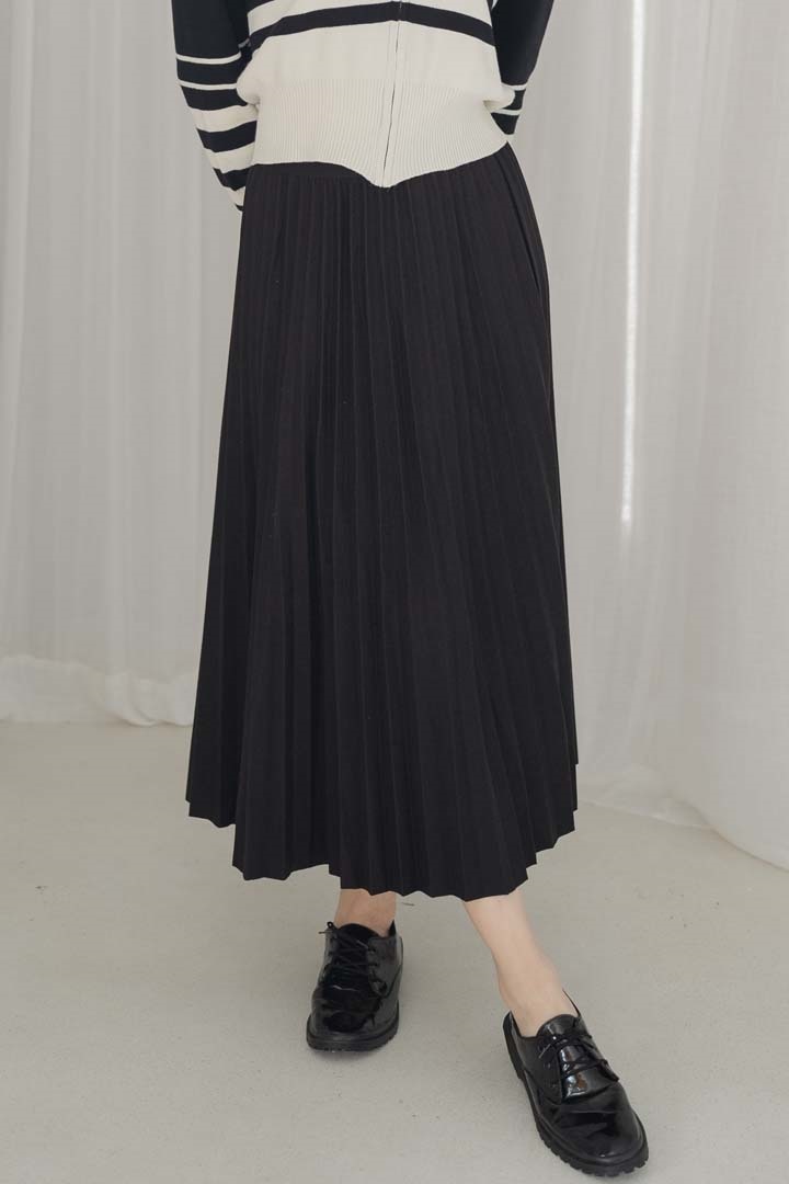 Picture of Rosella Pleated Skirt