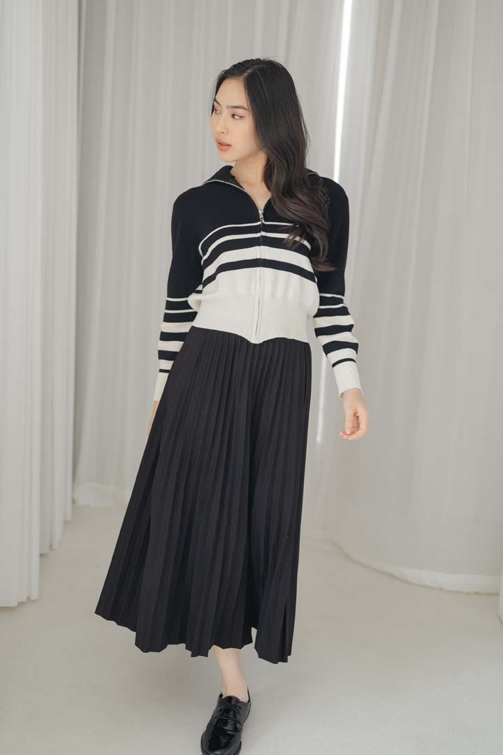 Picture of Rosella Pleated Skirt